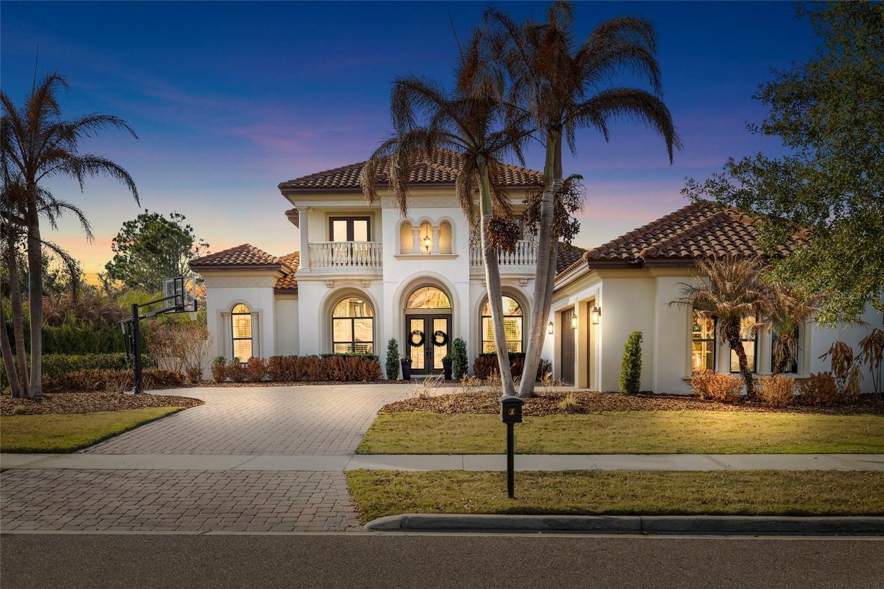 16406 Chapman Crossing Dr., Lithia, FL 33547