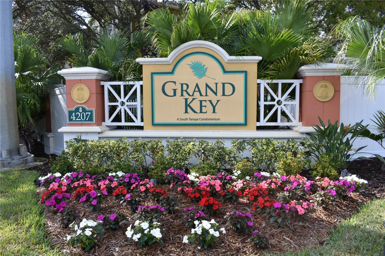 4207 S Dale Mabry Hwy. #12107, Tampa, FL 33611