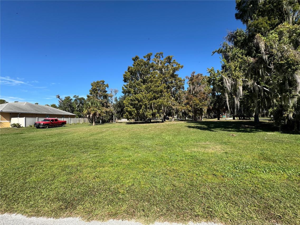 Lake Pierce Dr., Lake Wales, FL 33898
