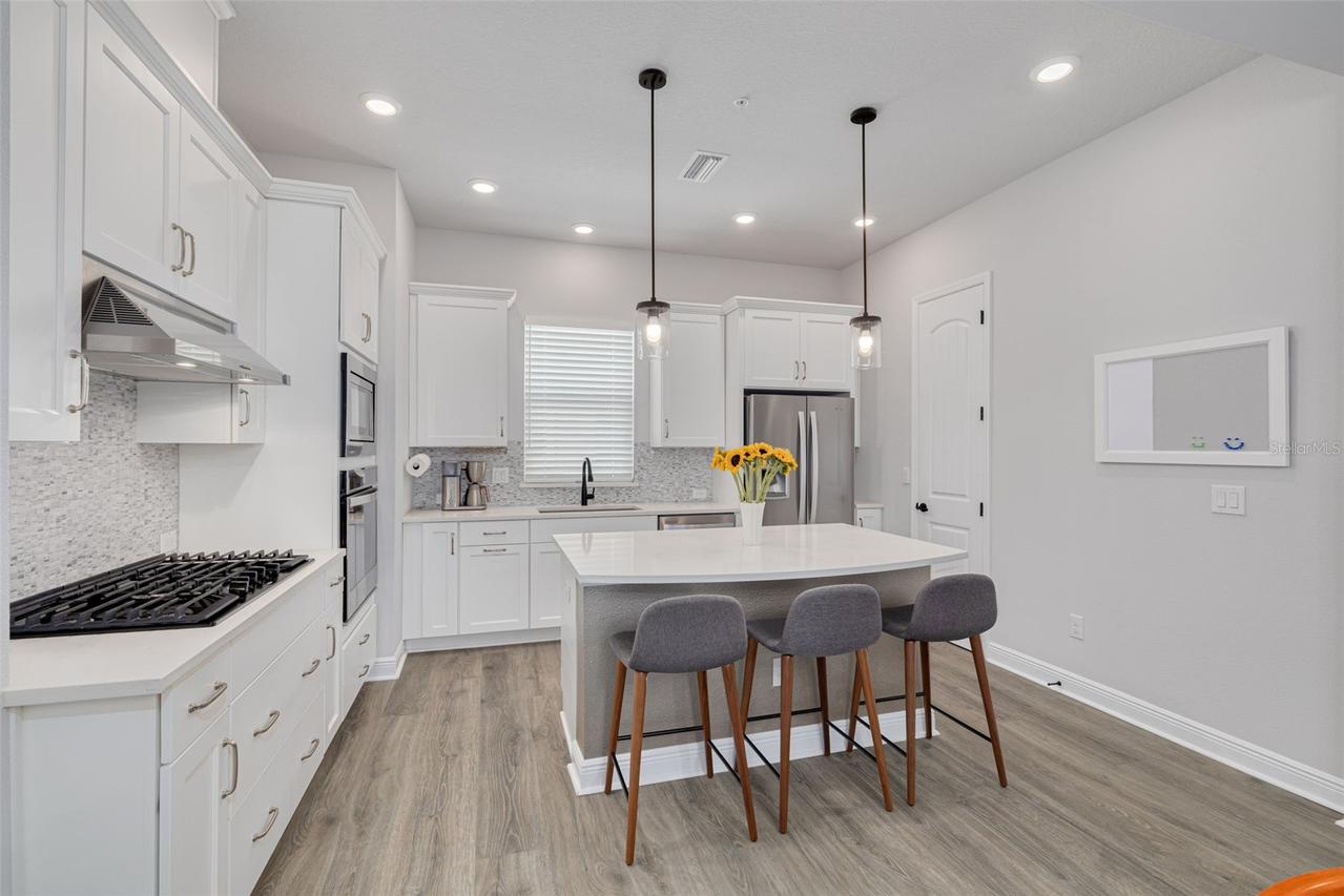 835 Burlington Ave., St Petersburg, FL 33701