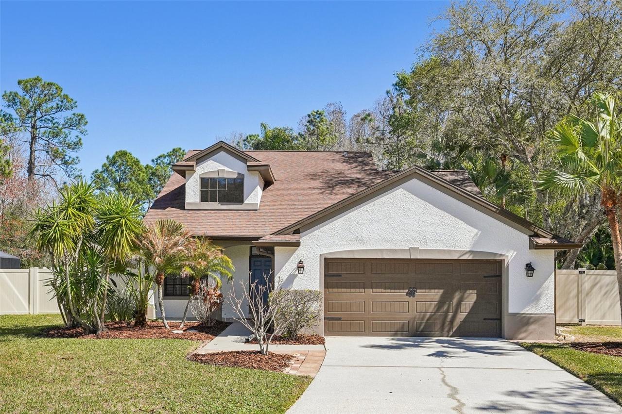 5620 Essex Ct., Palm Harbor, FL 34685