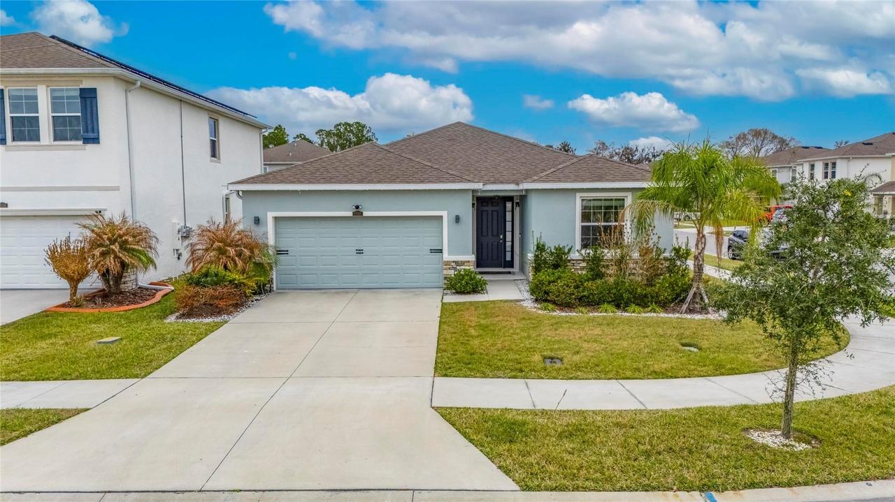 33146 Sand Creek Dr., Wesley Chapel, FL 33543