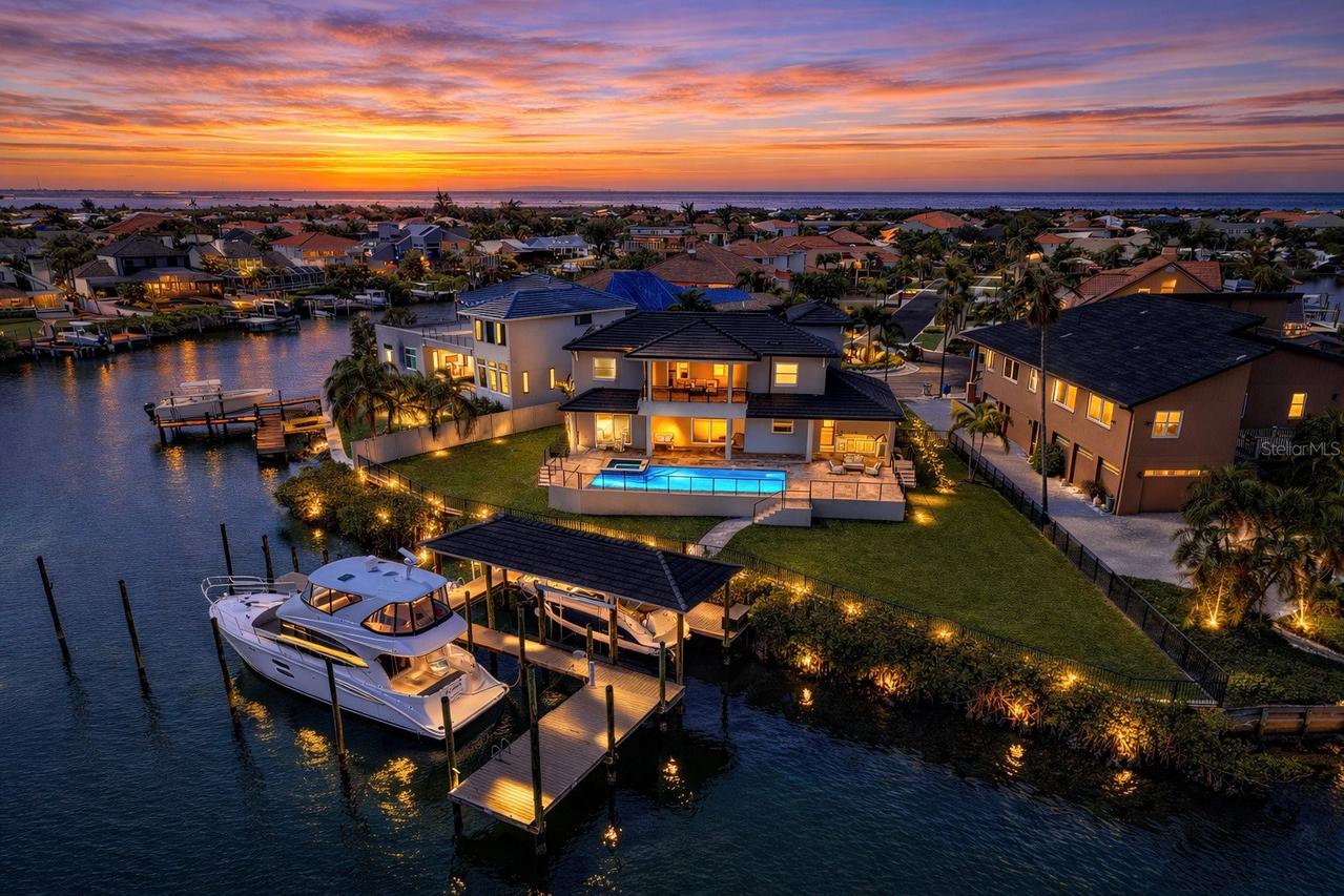 901 Capriccio Ln., Apollo Beach, FL 33572