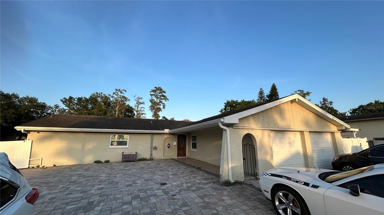 6711 Webb Rd., Tampa, FL 33615