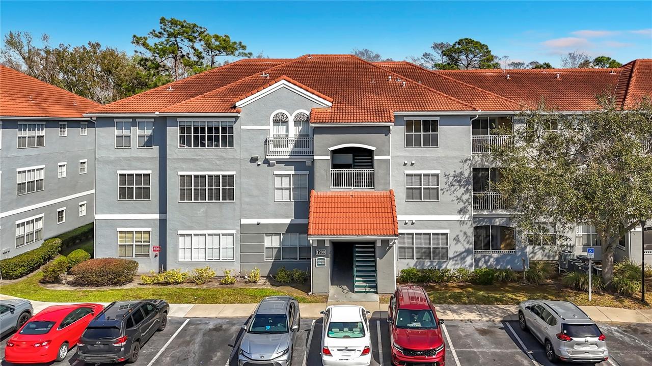 18001 Richmond Place Dr. #1233, Tampa, FL 33647