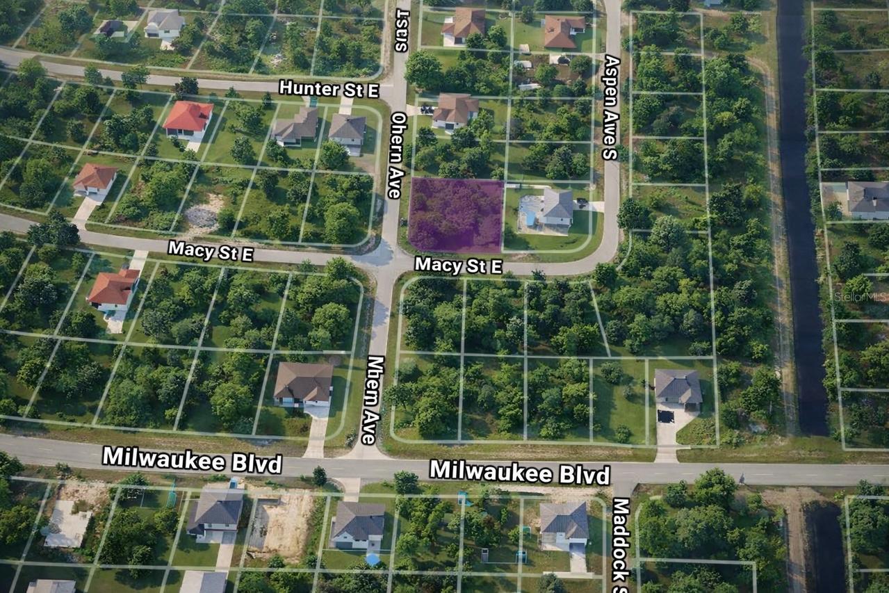 577 Beach Ave., Lehigh Acres, FL 33974