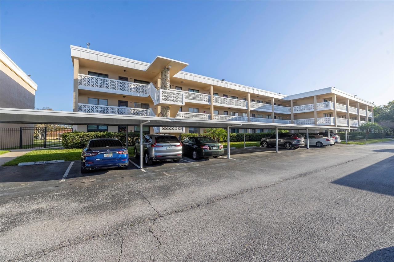 4920 Locust St. #204, St Petersburg, FL 33703