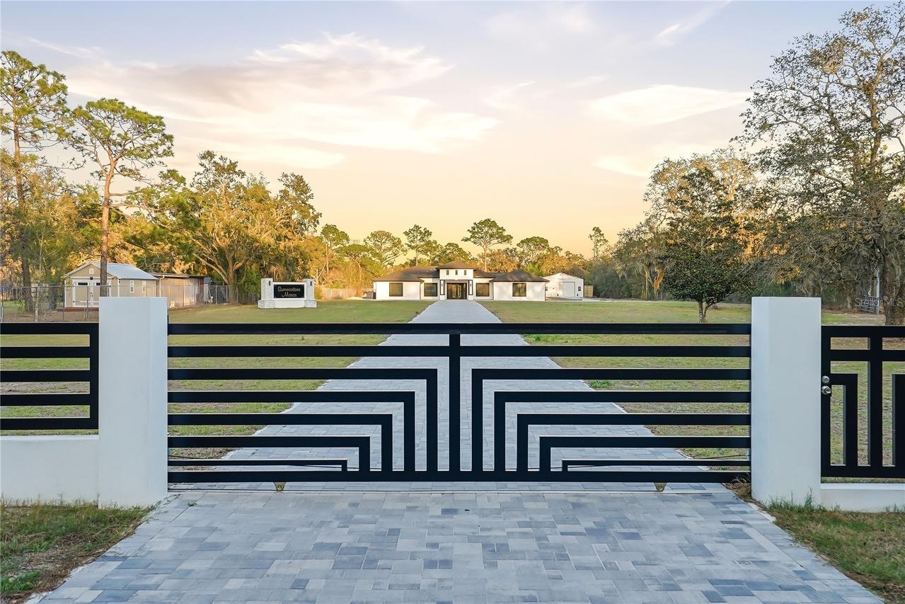 17736 Overstreet Ln., Spring Hill, FL 34610