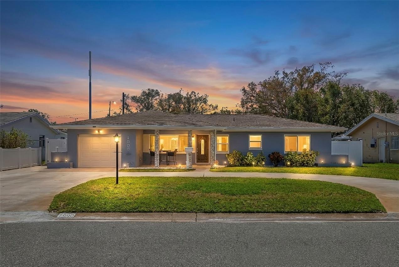 1000 59th Ave., St Petersburg, FL 33705