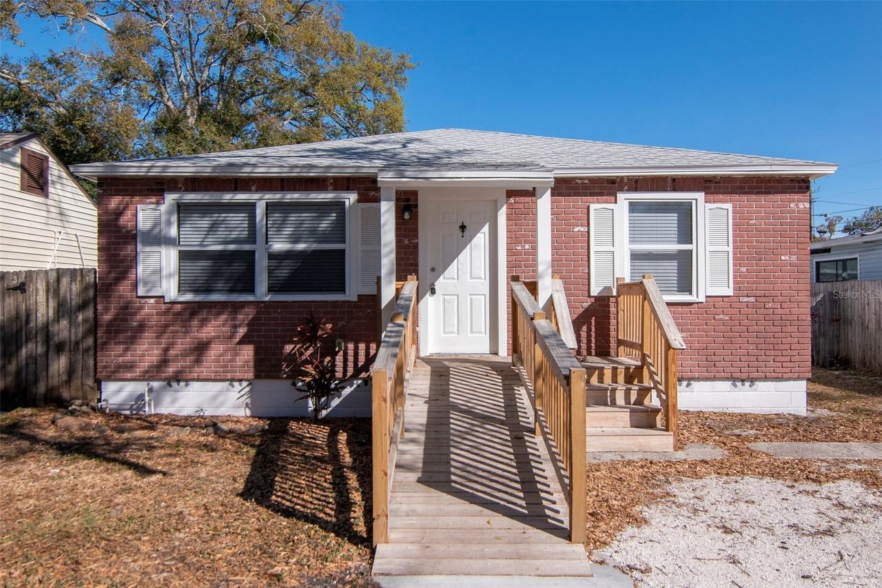 3305 56th Ave., St Petersburg, FL 33714