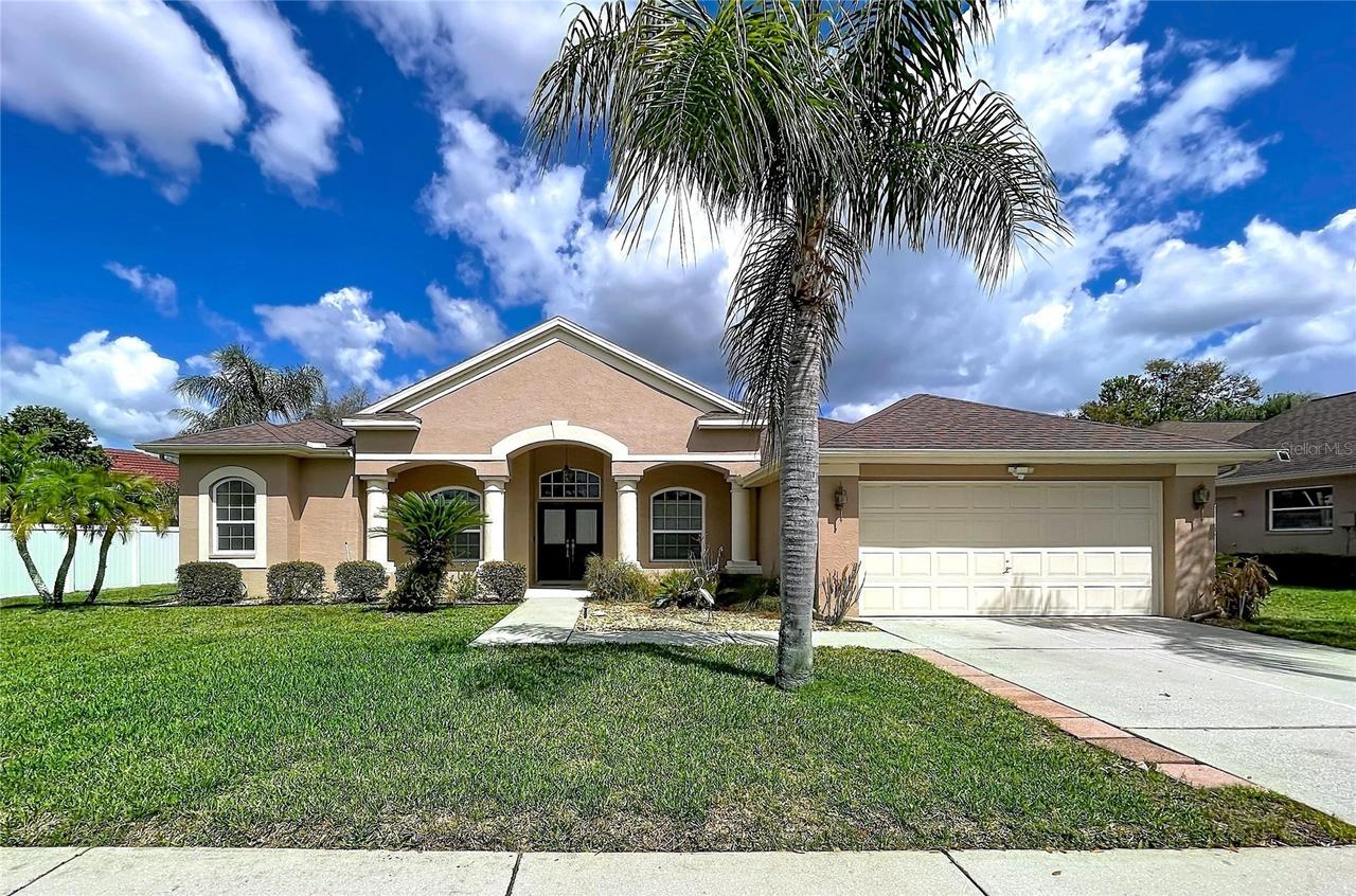 1144 Pristine Pl., Lutz, FL 33549