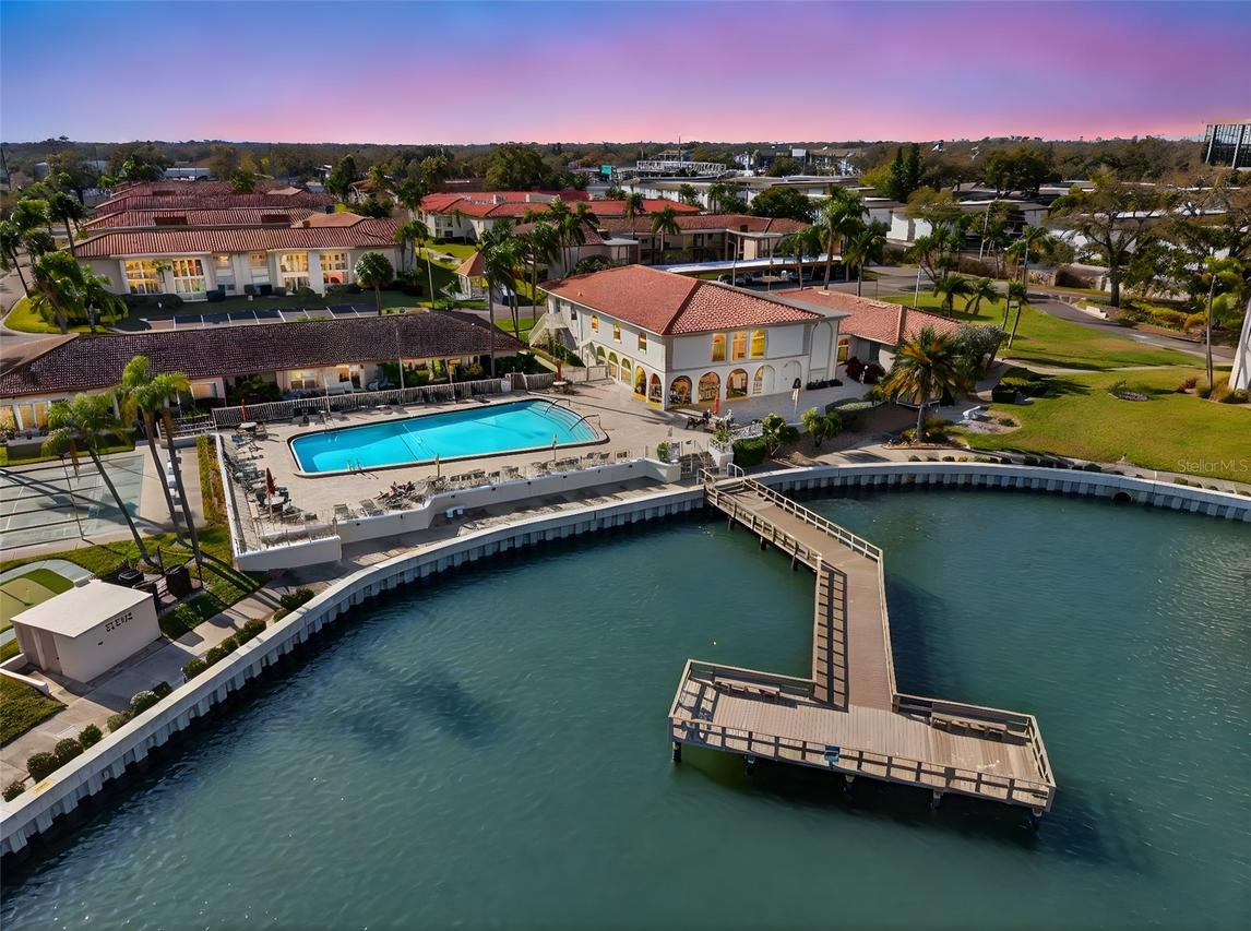 19029 Us Highway 19 #18F, Clearwater, FL 33764