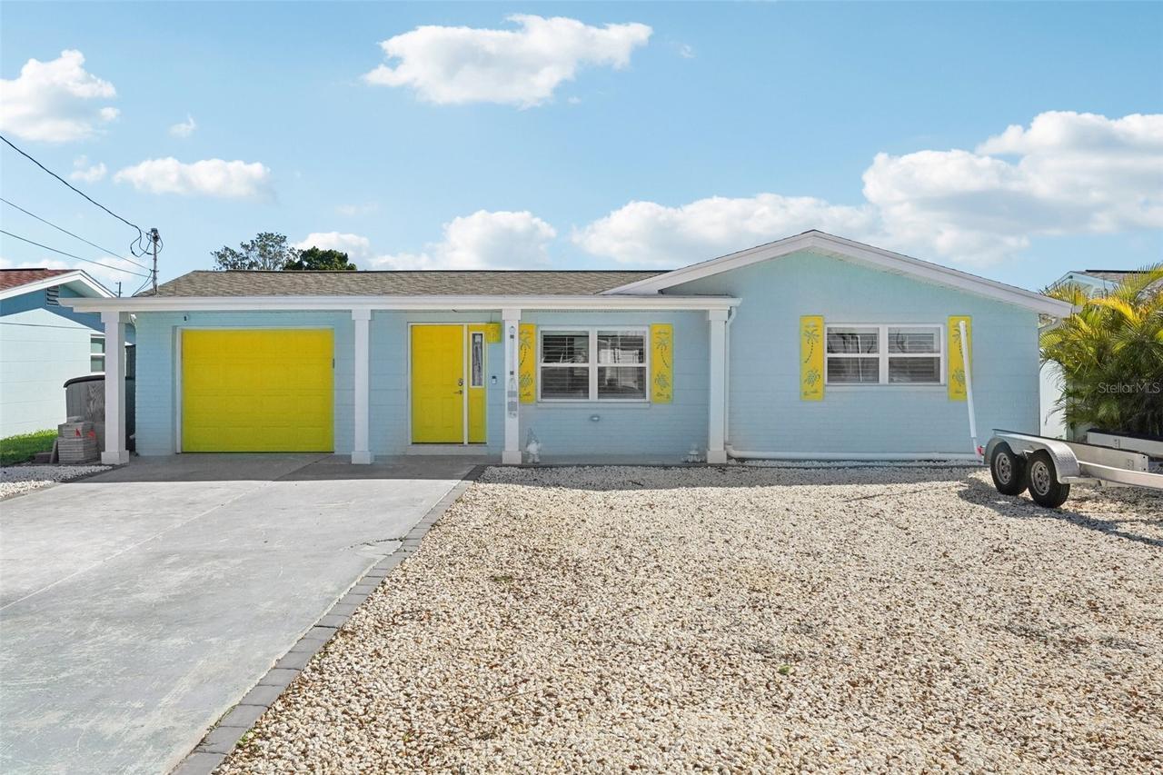 13700 Leslie Dr., Hudson, FL 34667