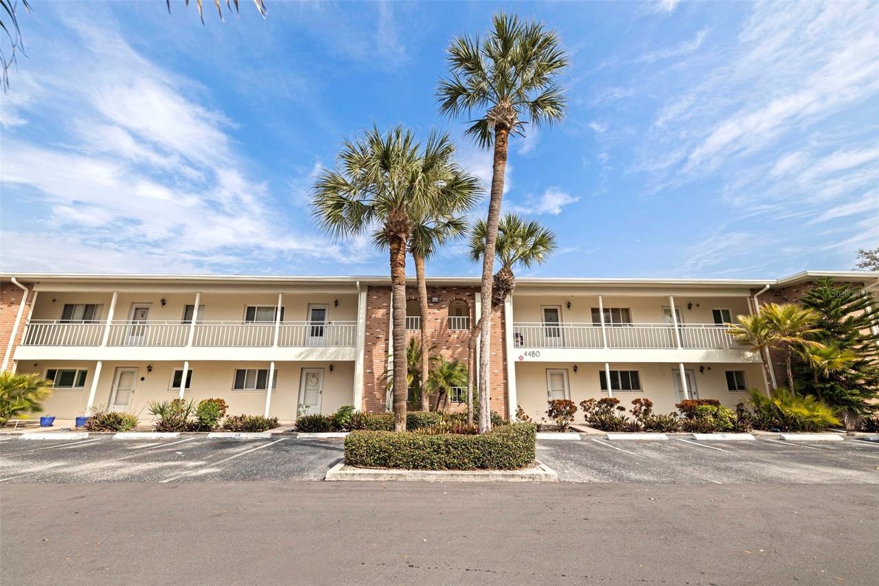 4480 Overlook Dr. #12, St Petersburg, FL 33703