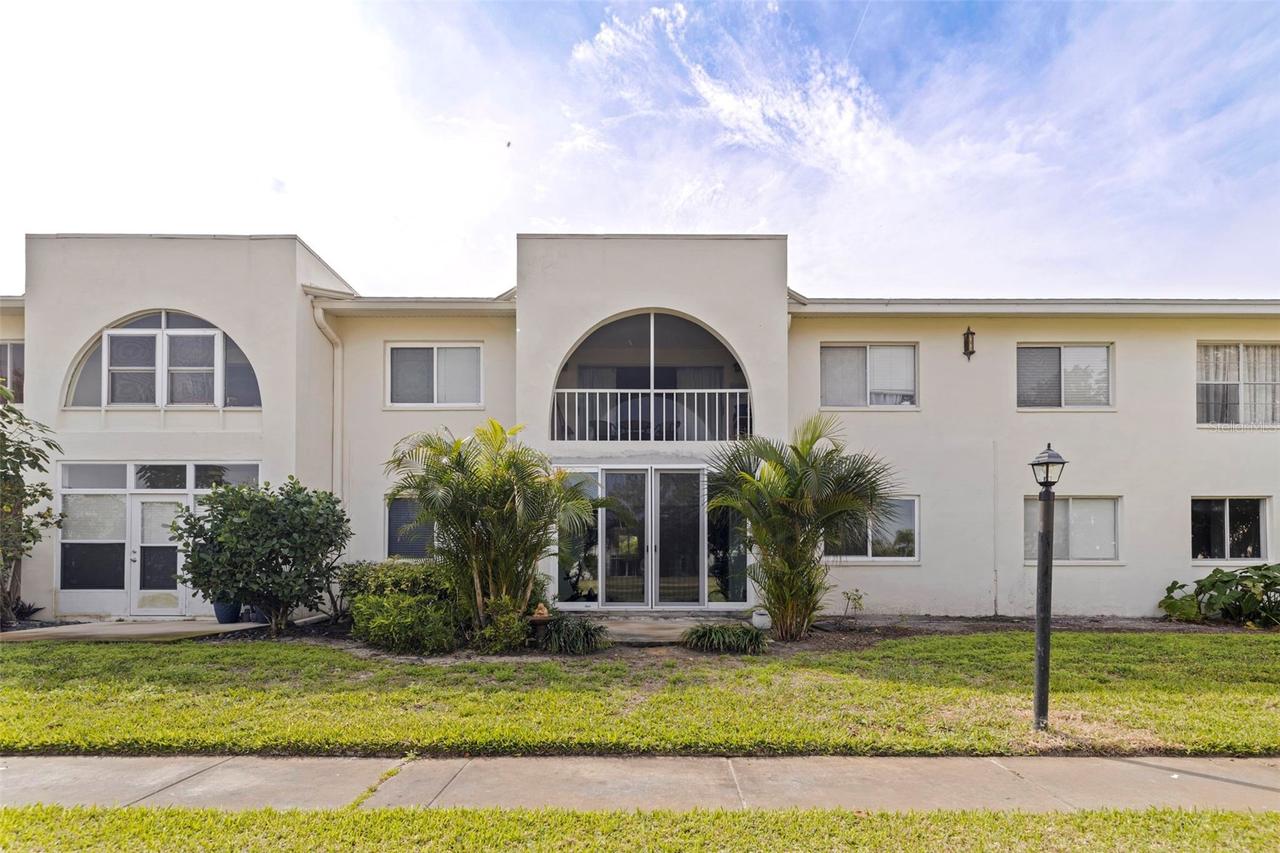 4480 Overlook Dr. #12, St Petersburg, FL 33703