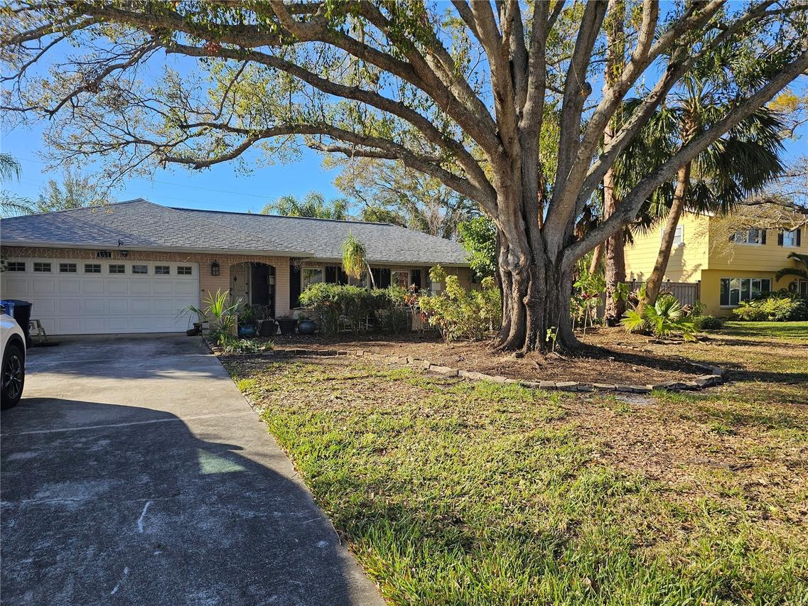 5230 Venetian Blvd., St Petersburg, FL 33703