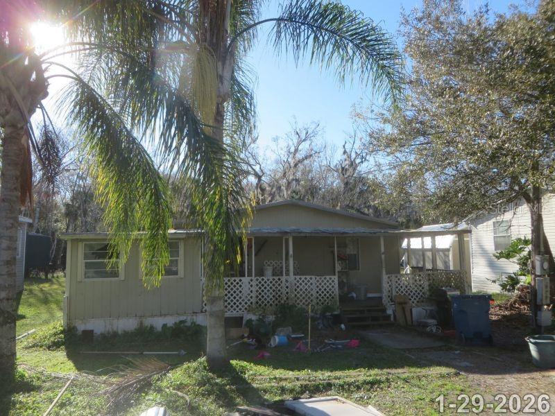 1462 Elizabeth St., New Smyrna Beach, FL 32168