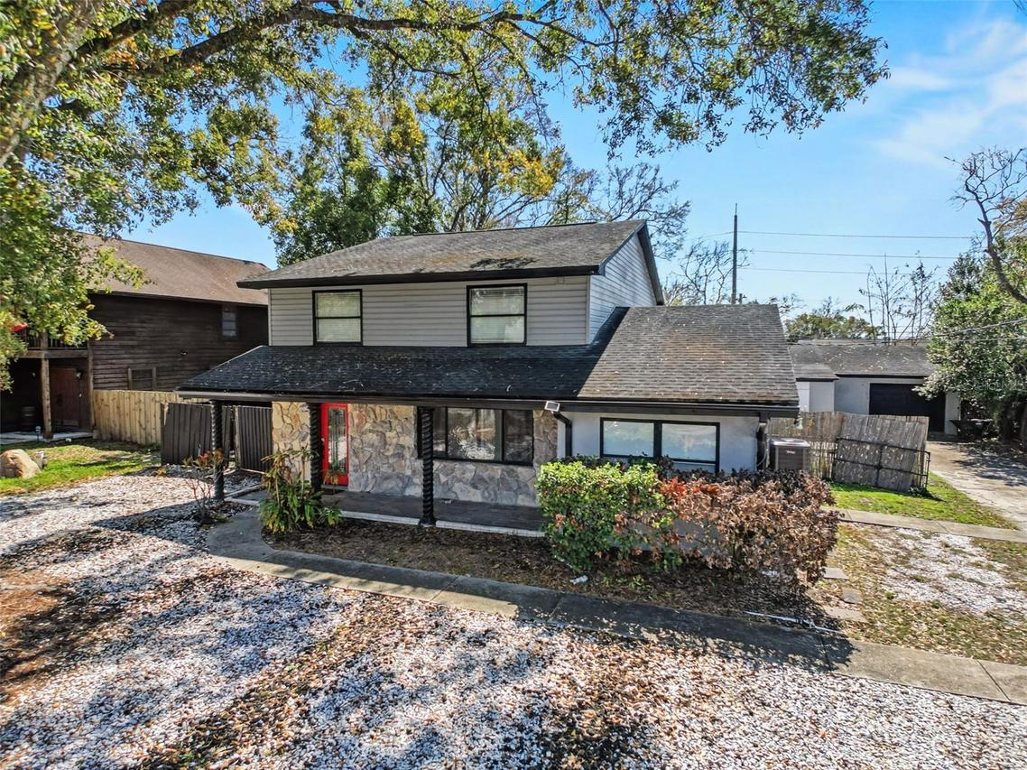 2206 Howard Ln., Tampa, FL 33612