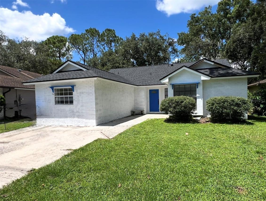 12824 Dunhill Dr., Tampa, FL 33624