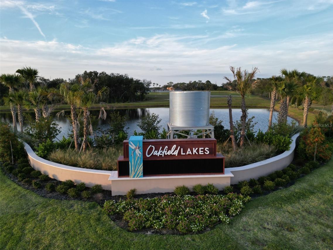 10511 Curving Creek Loop, Parrish, FL 34219