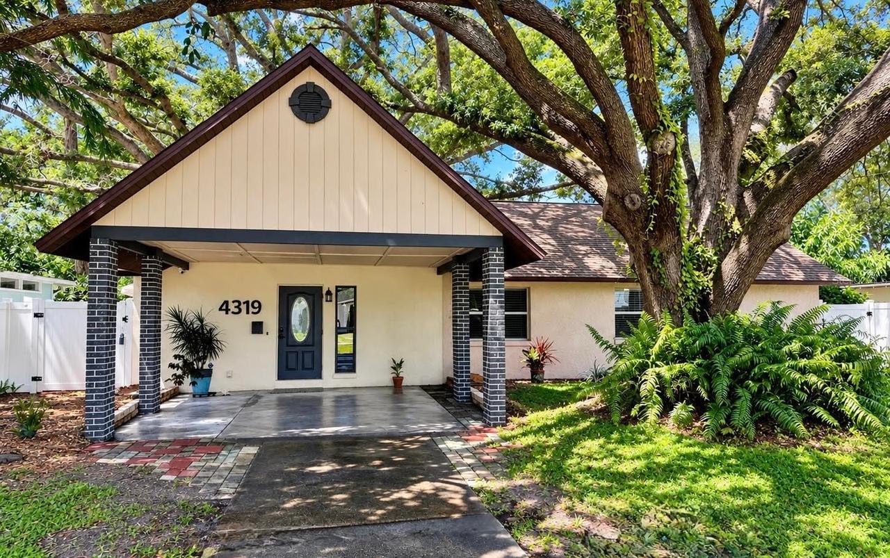 4319 S Cameron Ave., Tampa, FL 33611