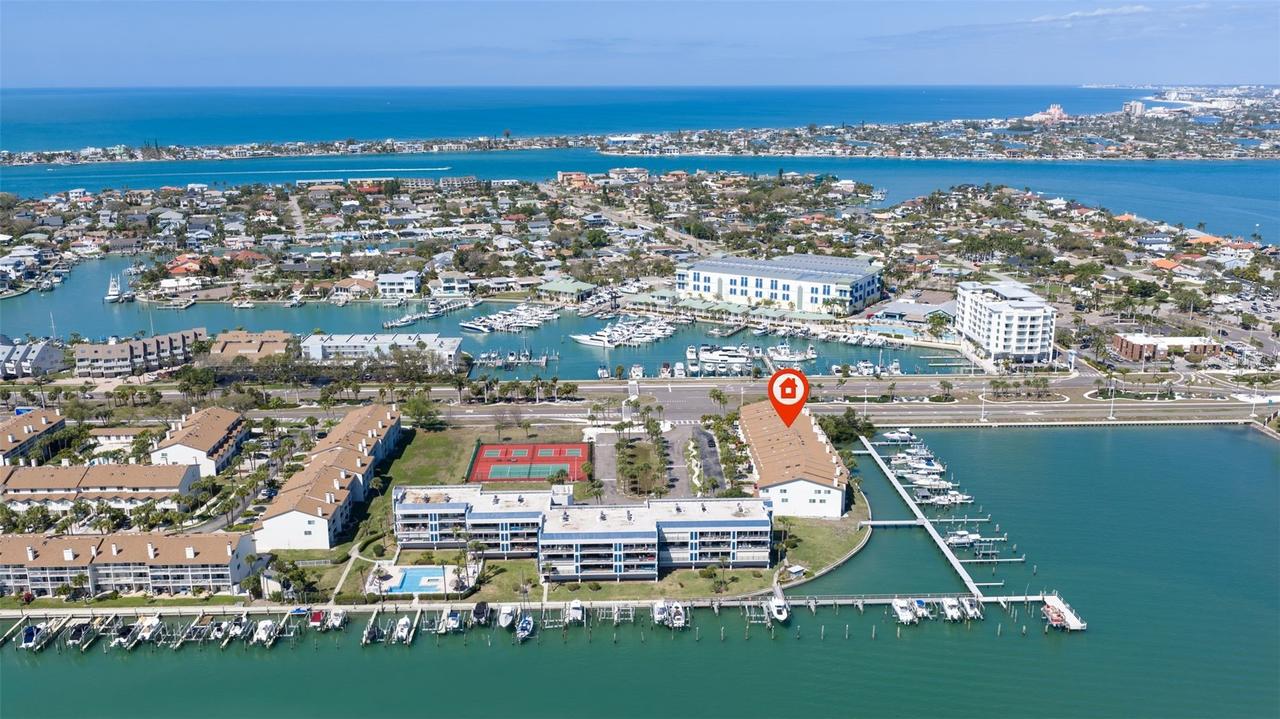 117 Yacht Club Ln., Tierra Verde, FL 33715