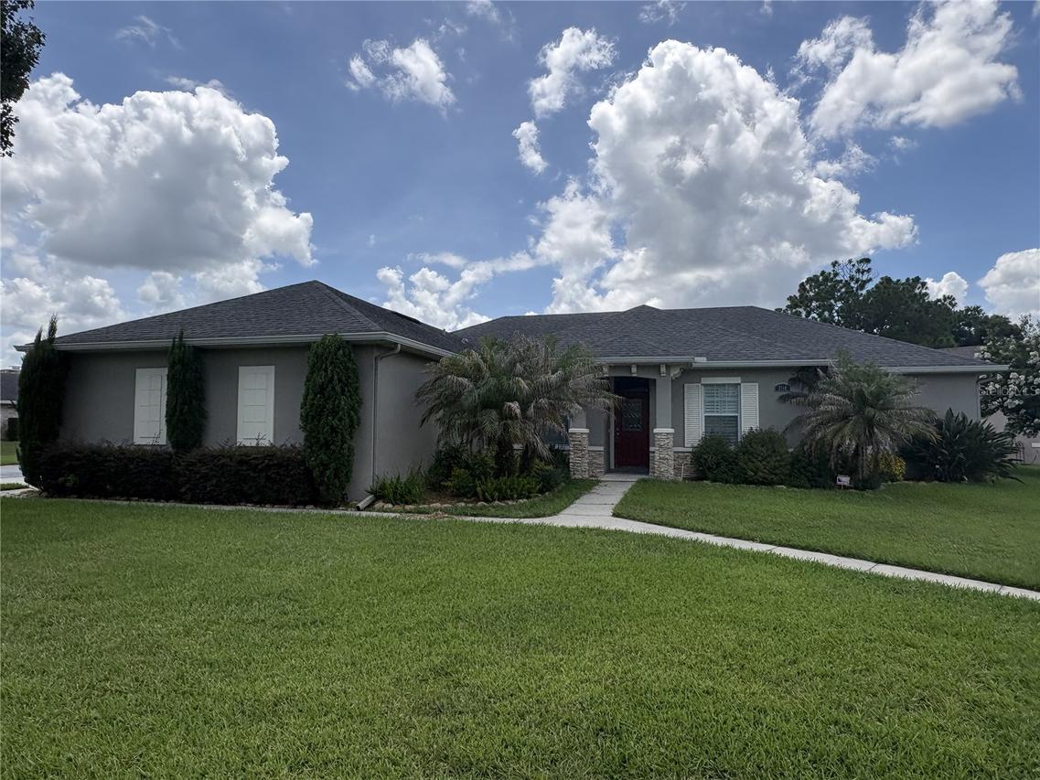 2118 Edgewater Cir., Winter Haven, FL 33880