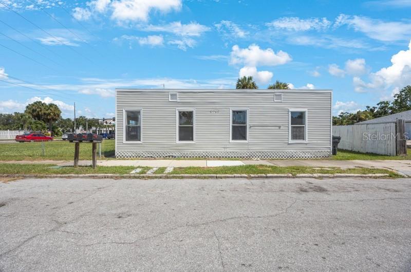 2753 53rd Ave., St Petersburg, FL 33714