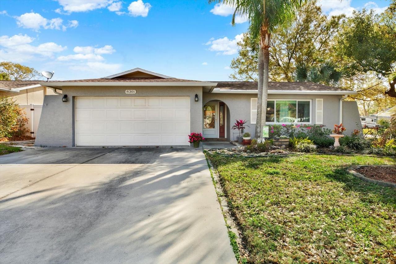 8301 Monarch Cir., Seminole, FL 33772