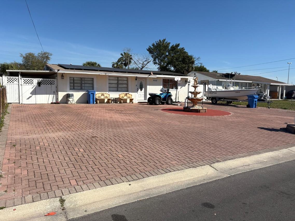 6005 W Clifton St., Tampa, FL 33634