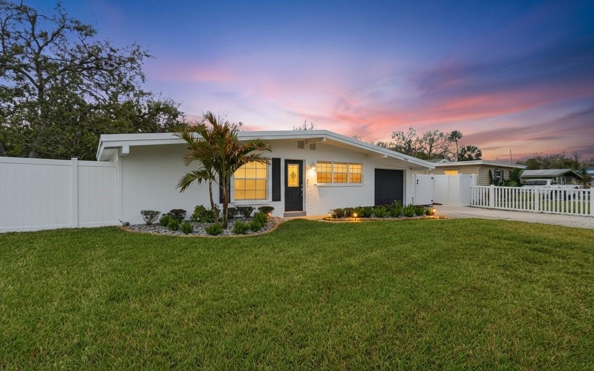 4424 W Varn Ave., Tampa, FL 33616