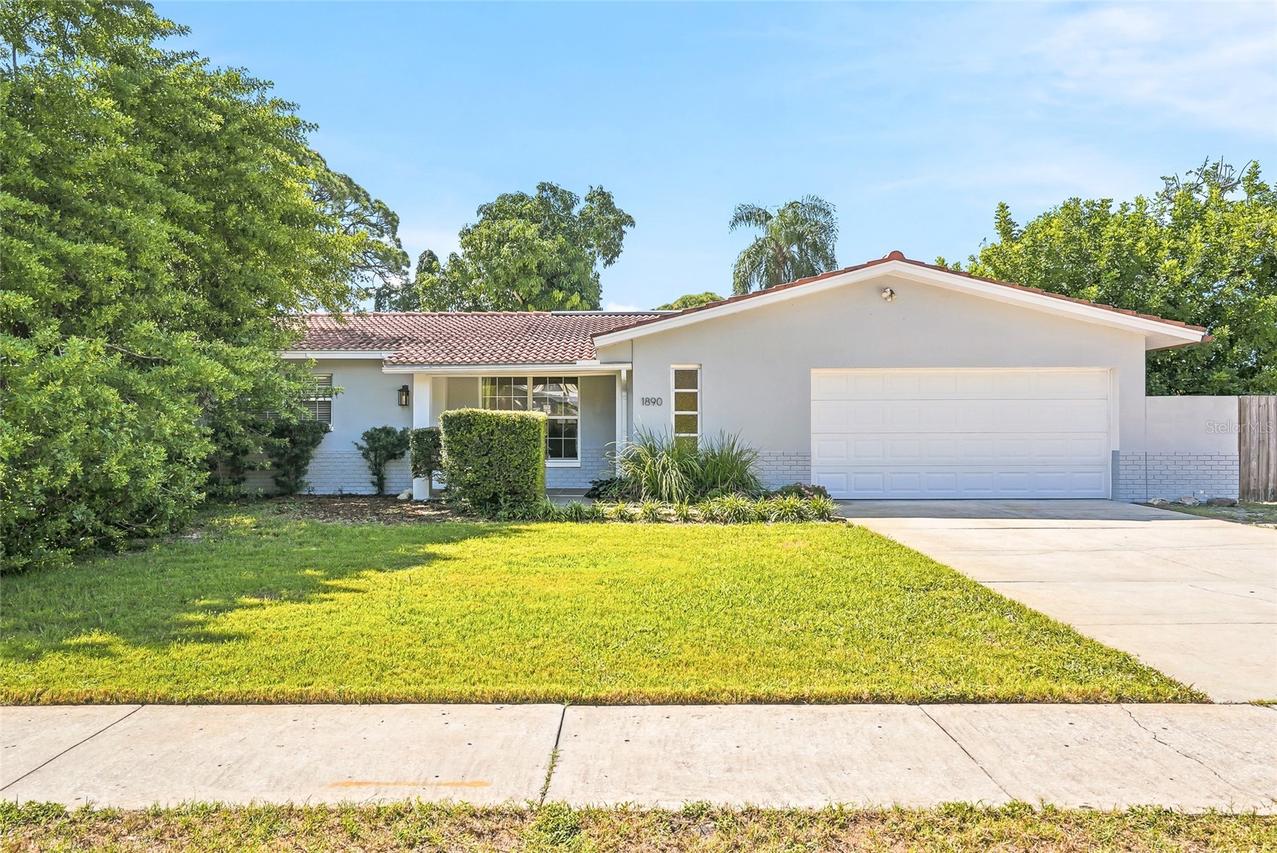 1890 62nd Ave., St Petersburg, FL 33712