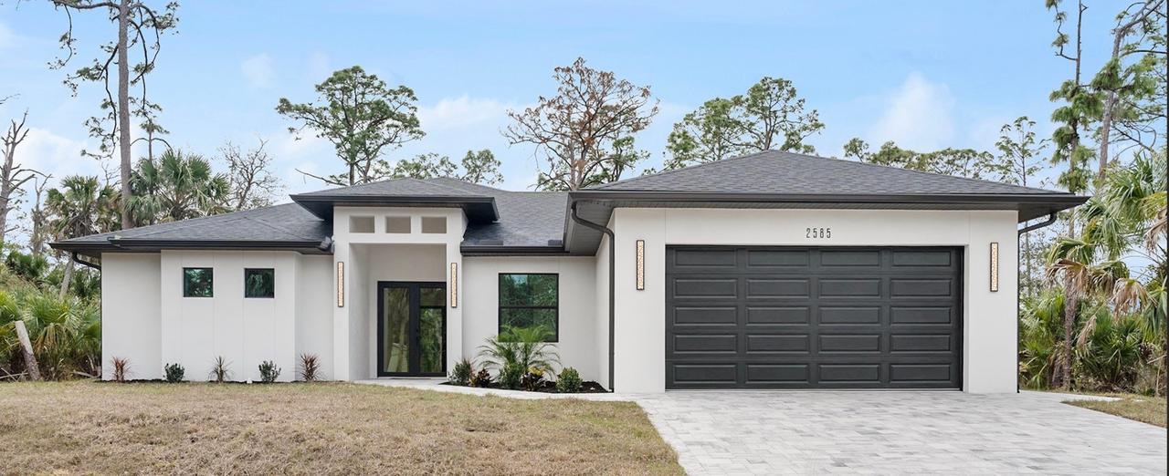 2585 Crane Ave., North Port, FL 34286