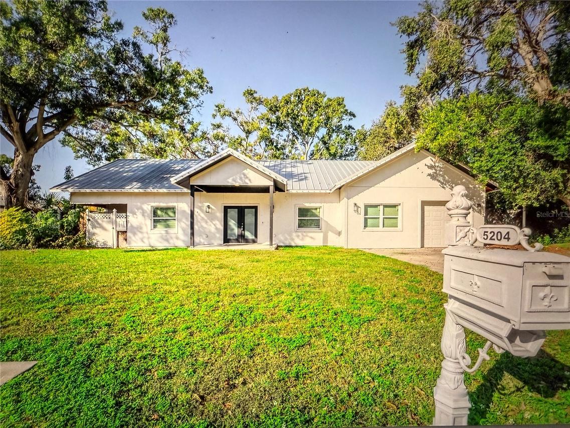 5204 108th St., St Petersburg, FL 33708