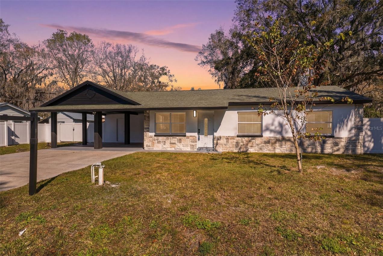 1413 May St., Lutz, FL 33548