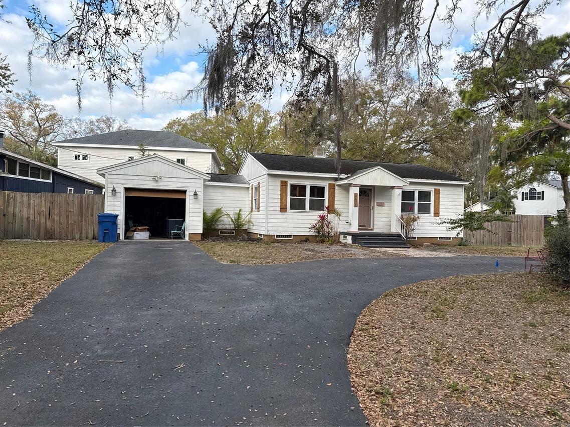 4416 10th St., St Petersburg, FL 33703