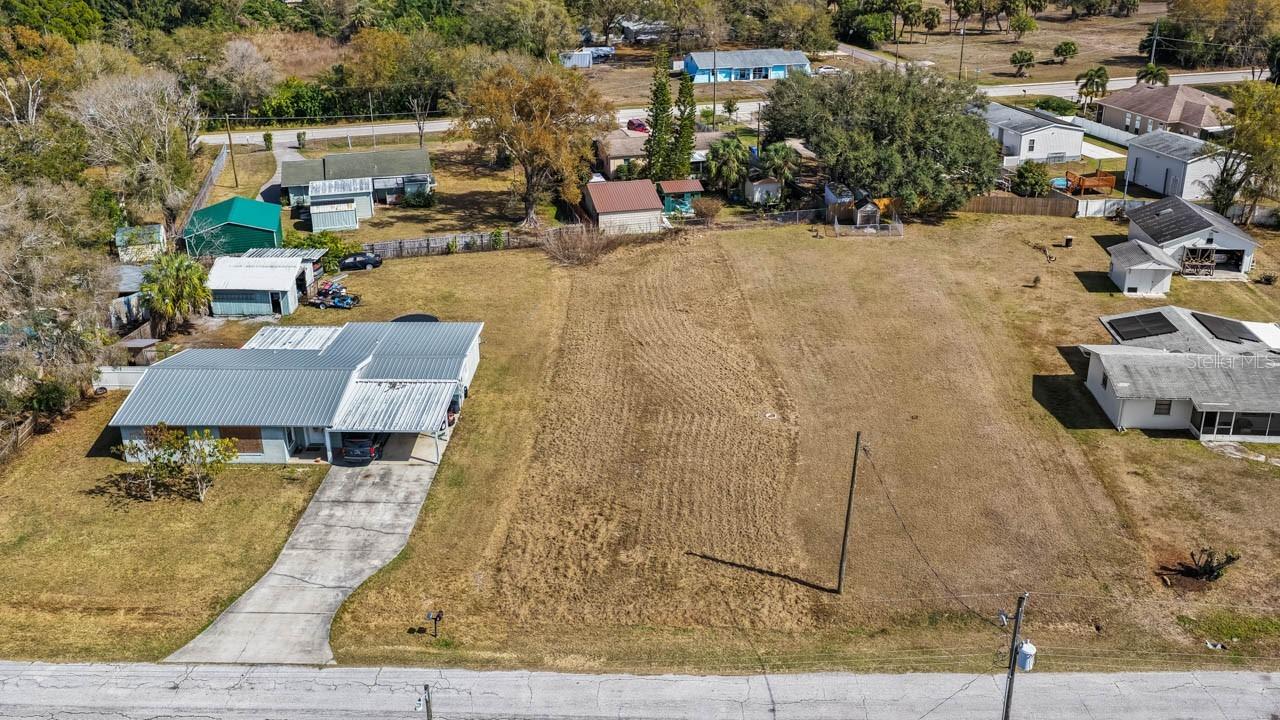 910 Lytle St, Ruskin, FL 33570