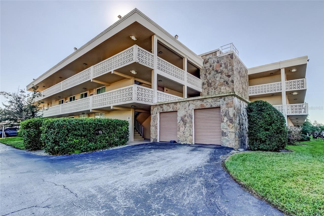 5095 Bay St. #104, St Petersburg, FL 33703