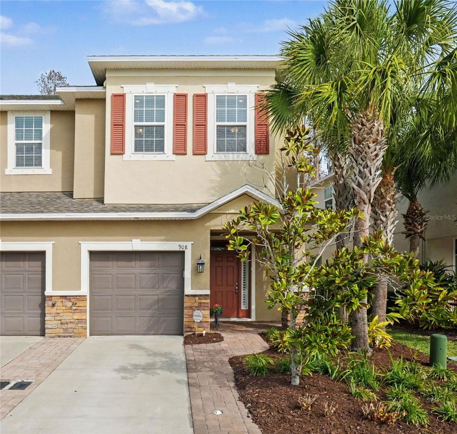 908 Vineyard Ln., Oldsmar, FL 34677