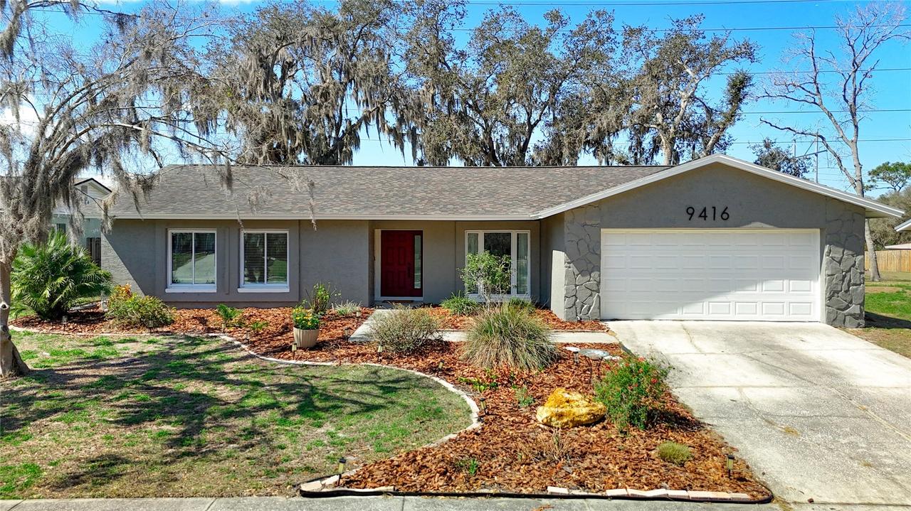 9416 Bellhaven St., Temple Terrace, FL 33637