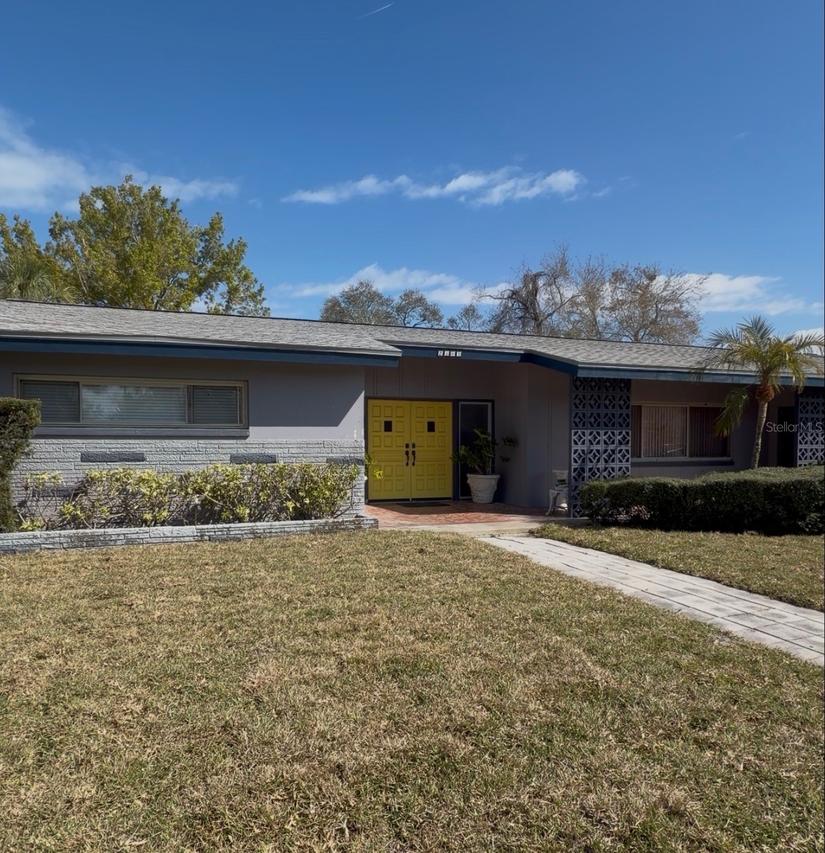 2165 13th Ave., Largo, FL 33770