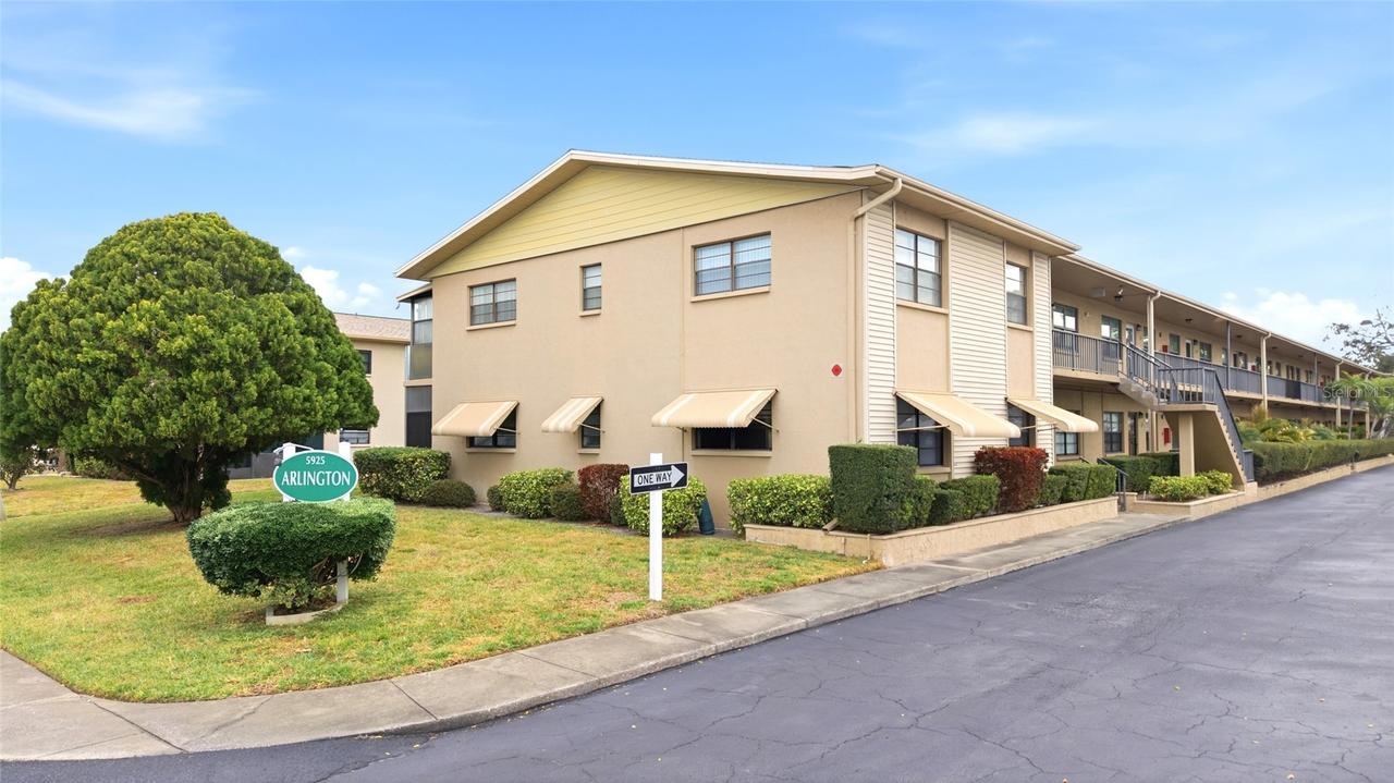 5925 Terrace Park Dr. #210, St Petersburg, FL 33709