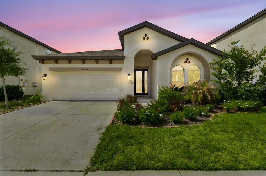 12453 Horseshoe Bend Dr., Lithia, FL 33547