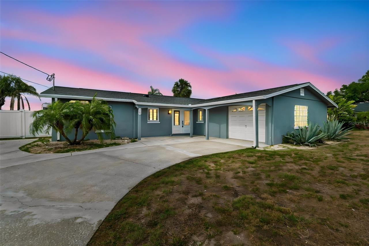 729 Spanish Main Dr., Apollo Beach, FL 33572