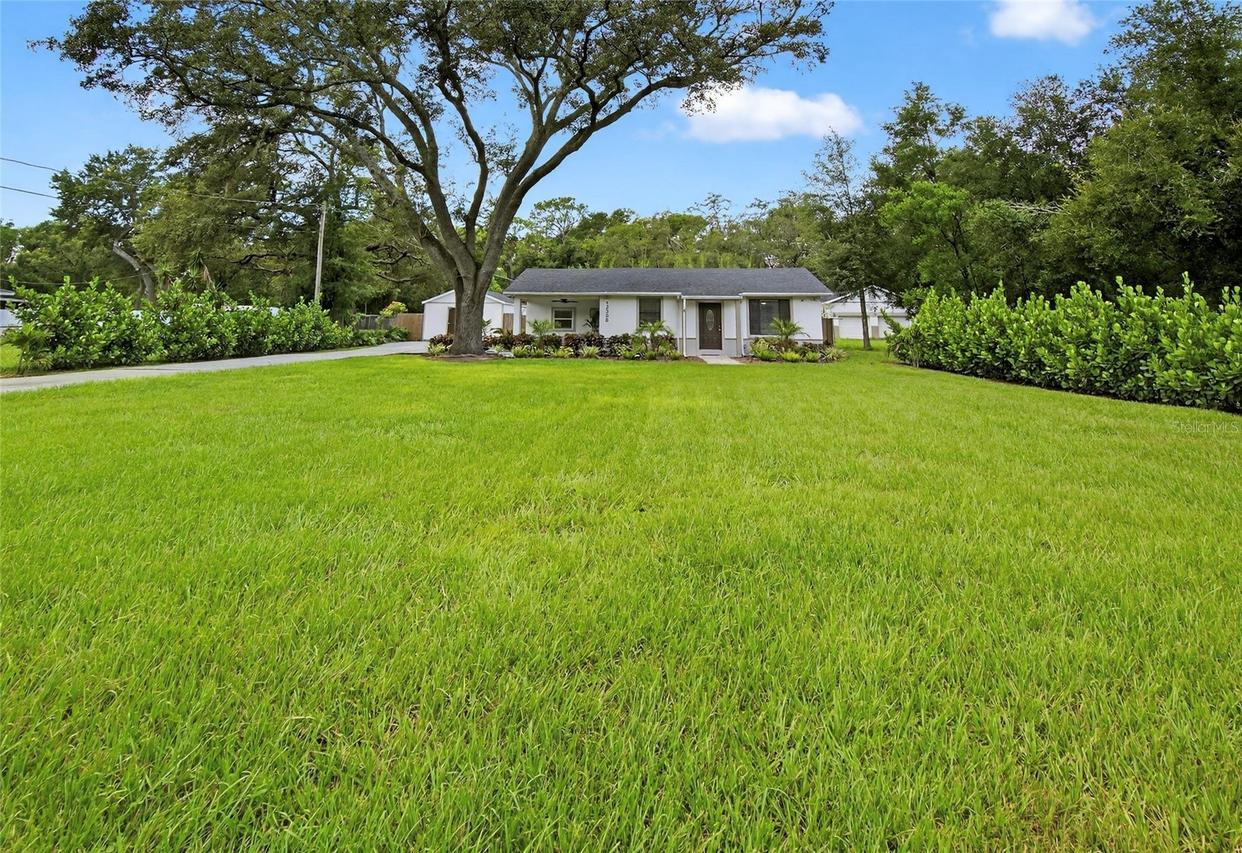 12308 N 53rd St., Temple Terrace, FL 33617