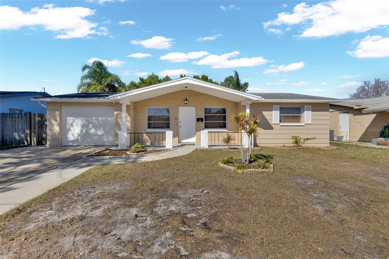 1025 Deal Ln., Holiday, FL 34691