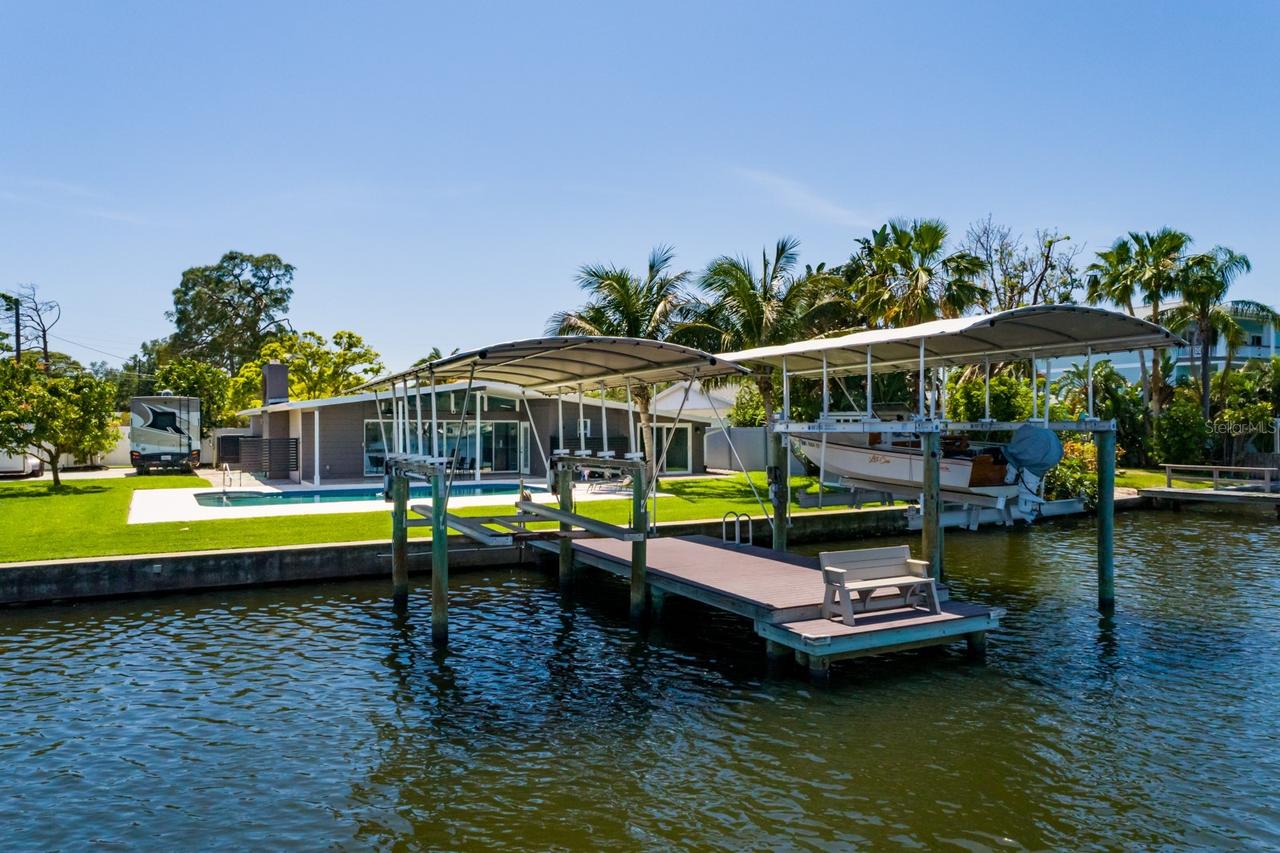 263 87th Ave., St Petersburg, FL 33702