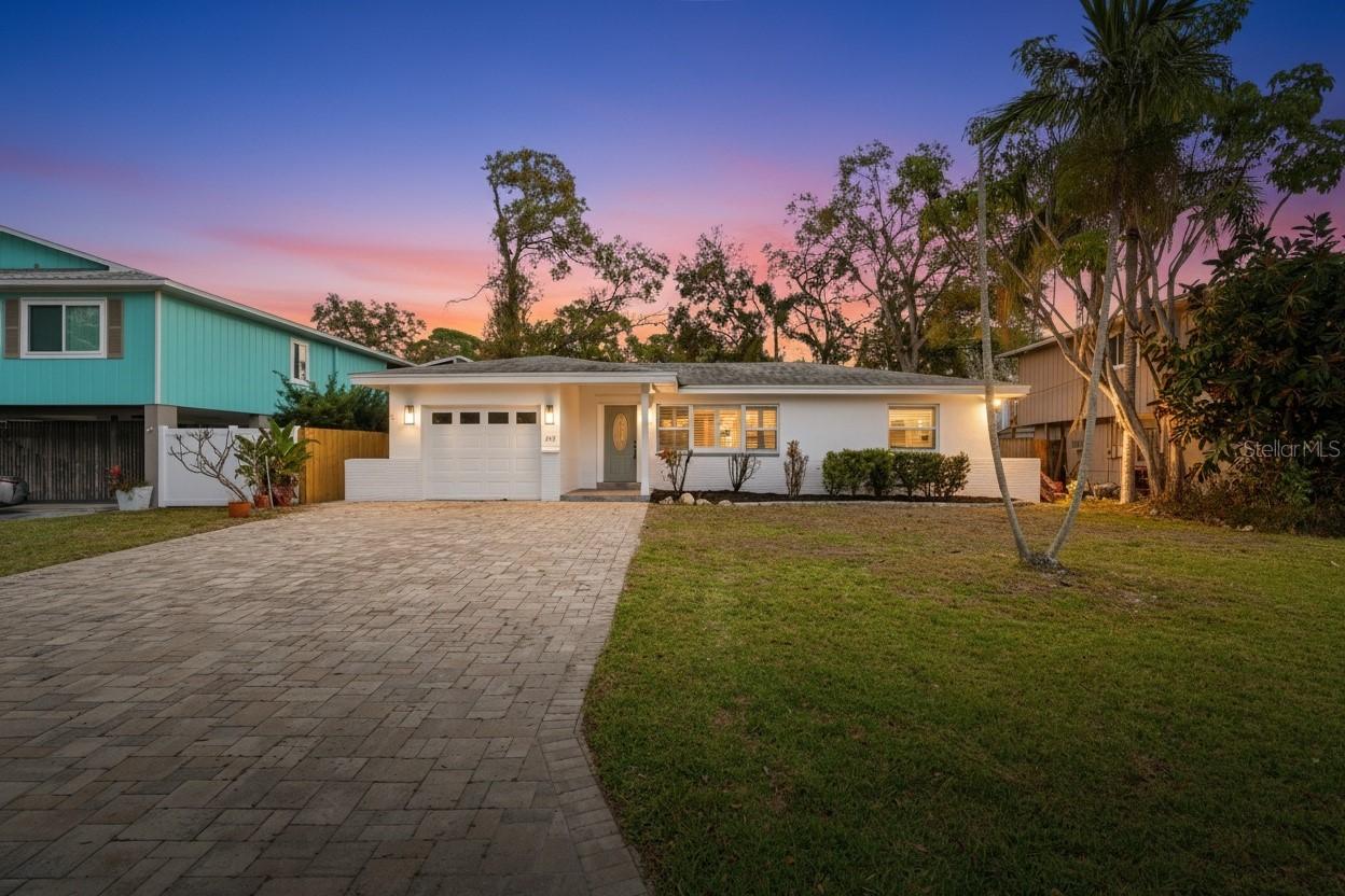 309 84th Ave., St Petersburg, FL 33702