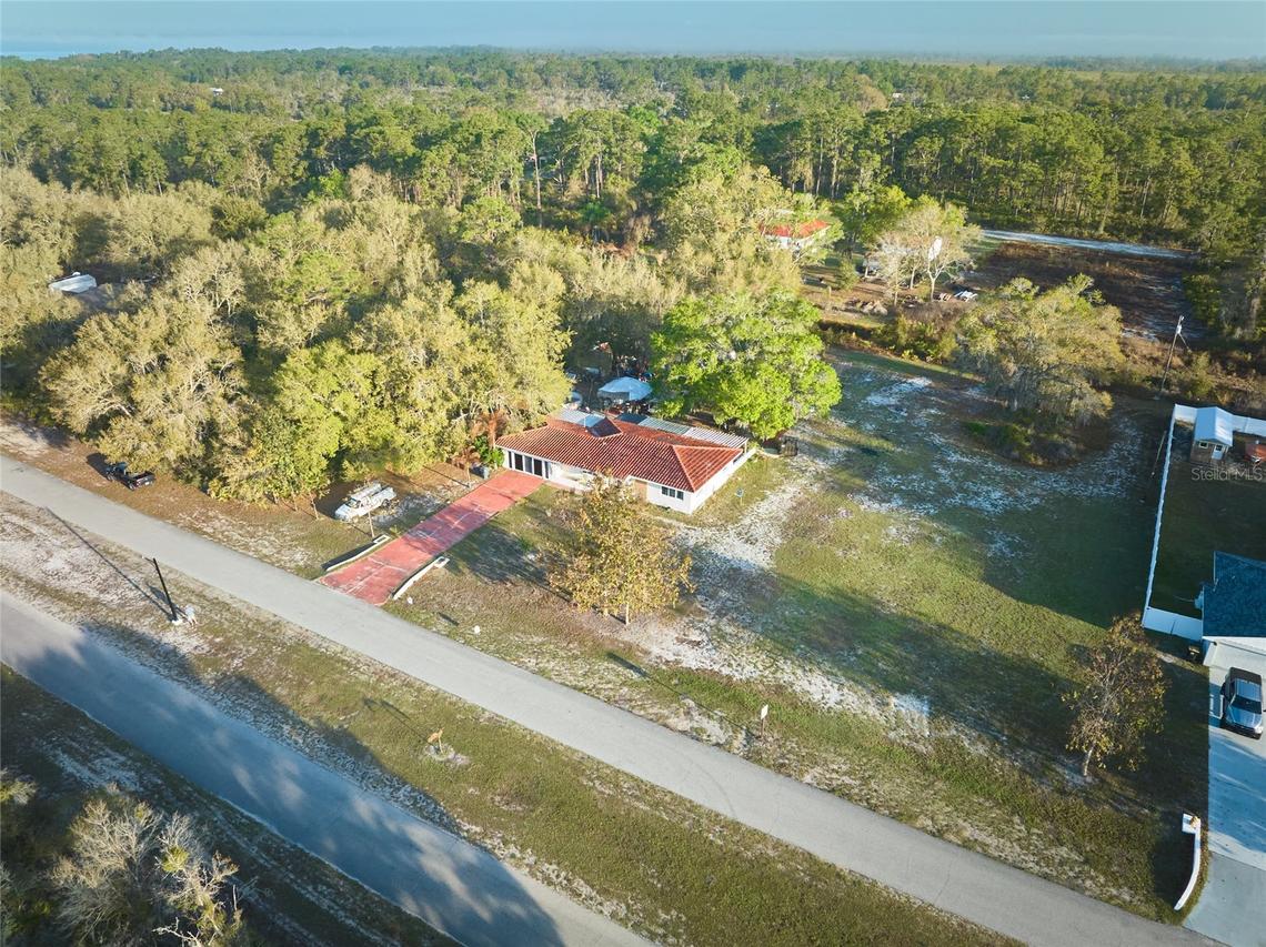 4100 Park Ave., Indian Lake Estates, FL 33855