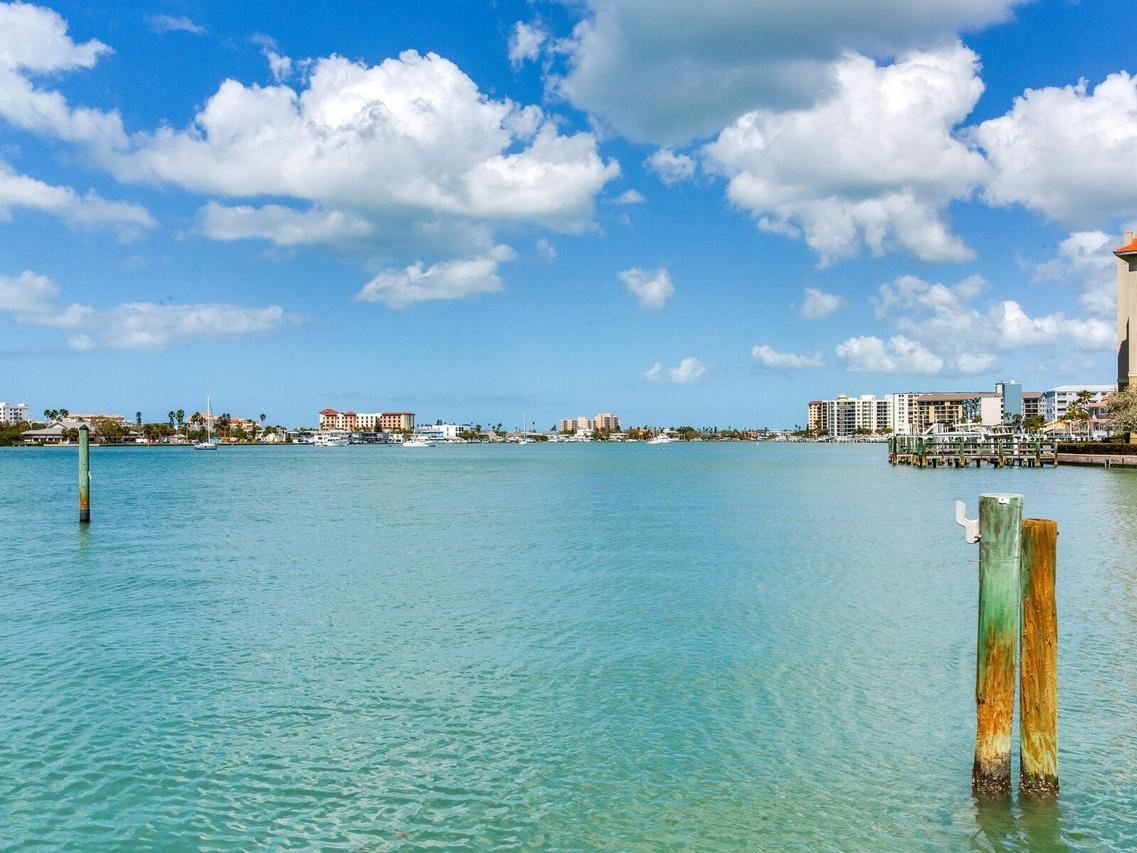 210 Dolphin Point #B, Clearwater Beach, FL 33767